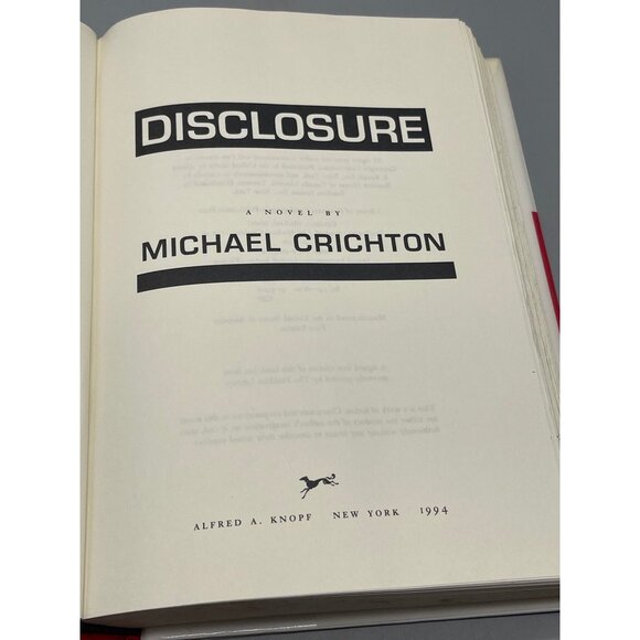 Disclosure a Noval by Michael Crichton hardcover book 1993 English 397 pg READ - Picture 7 of 9